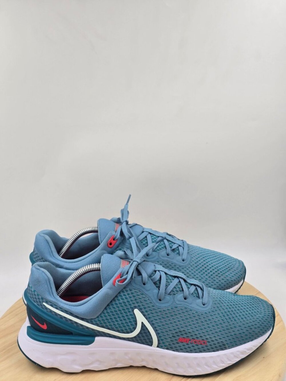 NIKE Men's React Miler 3 Running Shoes Cerulean Blue DD0490 402 Size 10.5